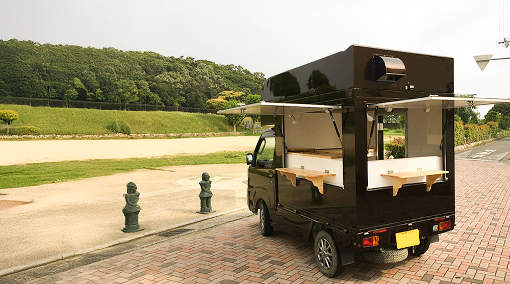 施工実例キッチンカー１画像