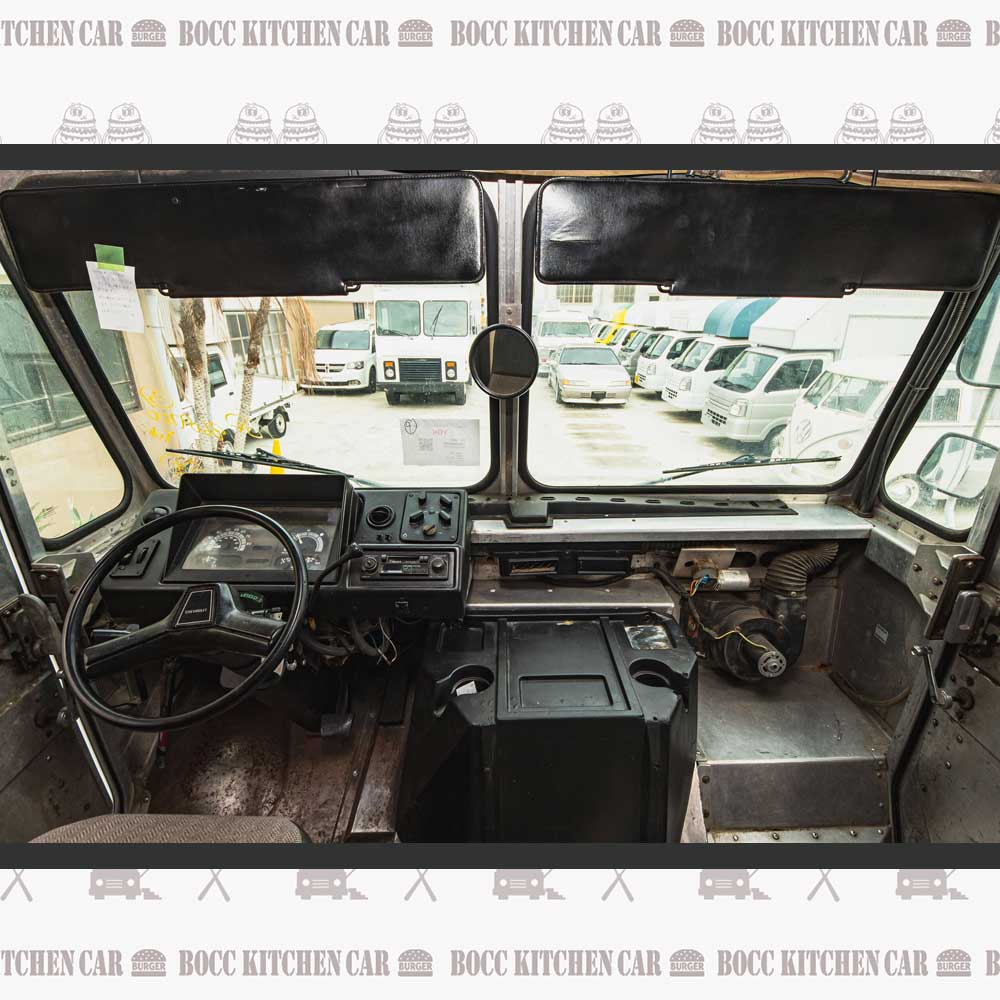 ステップバン1996運転席画像